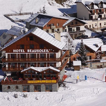 Logis Hotel Beausoleil Saint-Sorlin-dʼArves Exterior foto